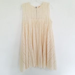 Free People Eyelet Babydoll Dress Size Medium